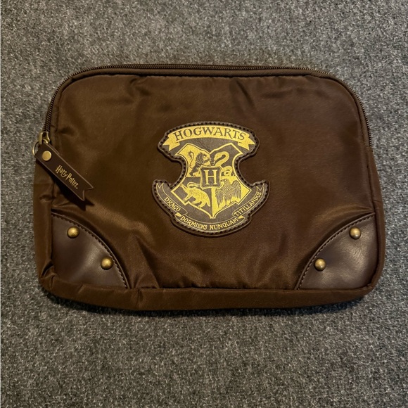 RARE Harry Potter Hogwarts Backpack with Detachable Cross Body Bag Imaginarium - Picture 5 of 11